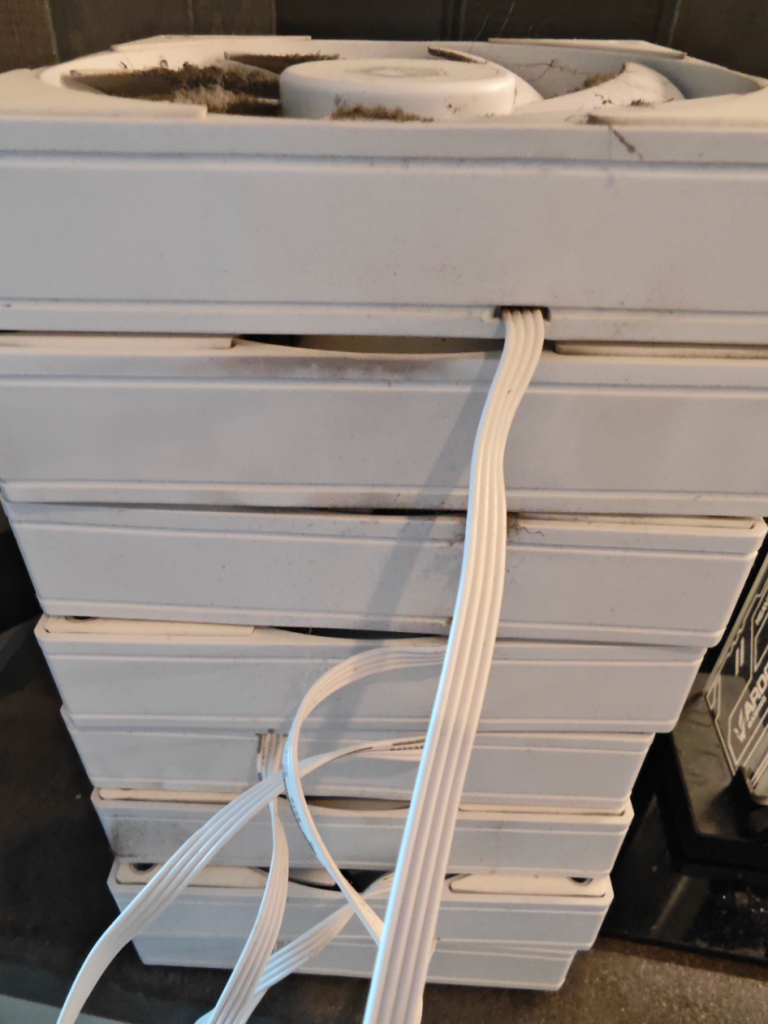 Настало время почистить компьютер. Пачка кулеров на очистку